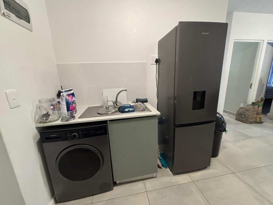 2 Bedroom Property for Sale in Parklands East Western Cape